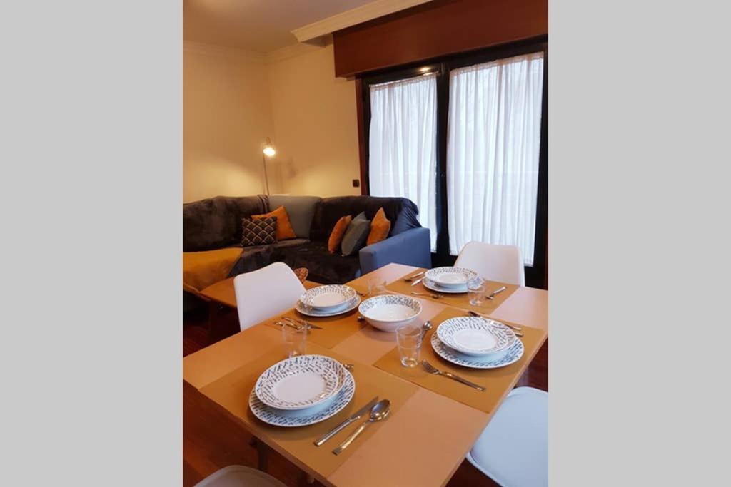 Apartamento Completo Con Parking Privado Y Wifi En San Roque Vigo Dış mekan fotoğraf
