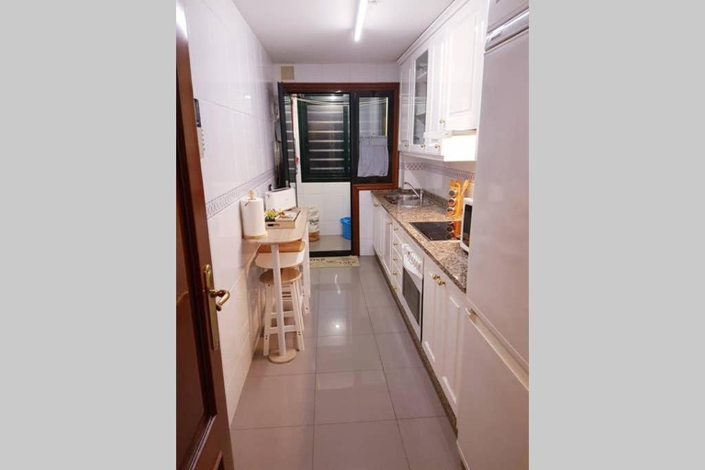 Apartamento Completo Con Parking Privado Y Wifi En San Roque Vigo Dış mekan fotoğraf