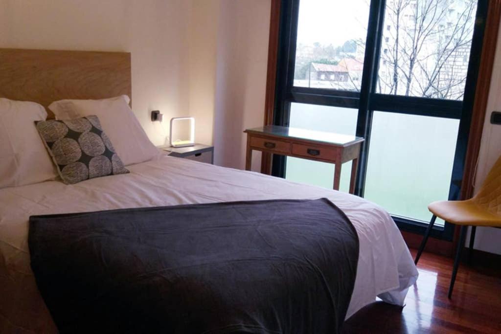 Apartamento Completo Con Parking Privado Y Wifi En San Roque Vigo Dış mekan fotoğraf